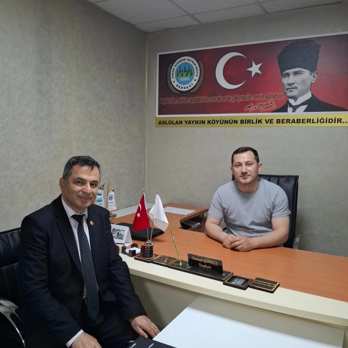 Fındıklı Mahallesi Akparti Mahalle Başkanı Sayın Fikret Özcan Derneğimizi Ziyaret Etti